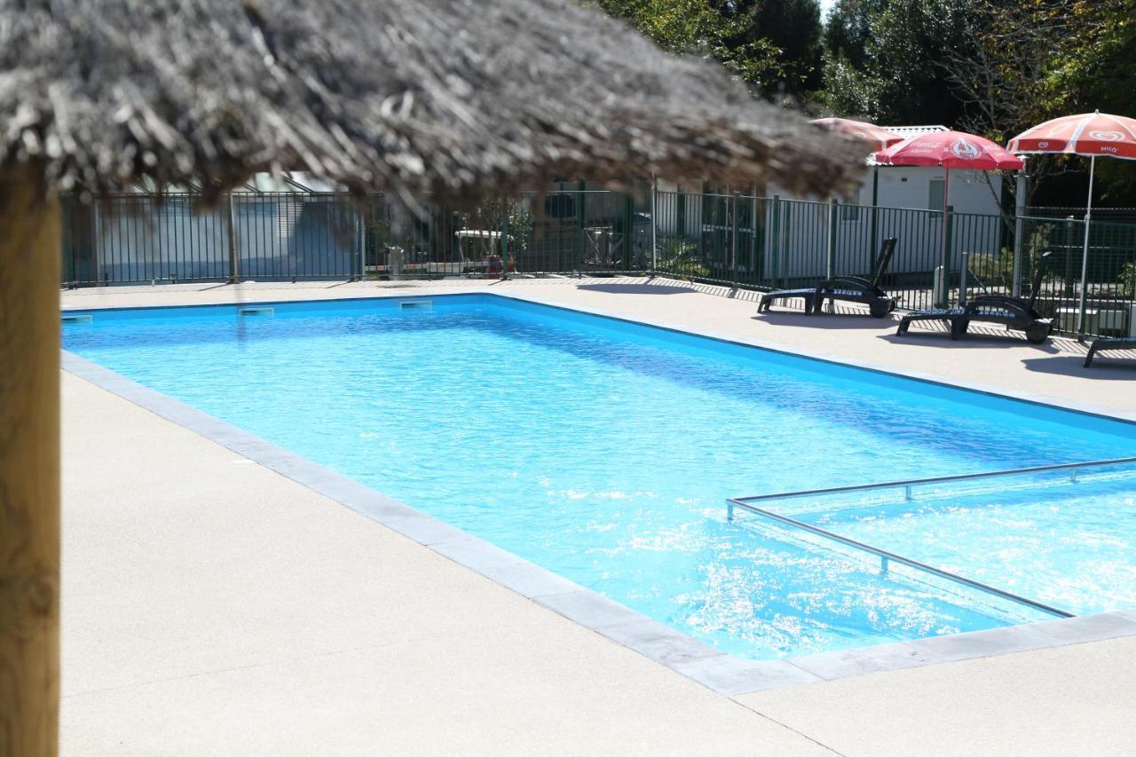 Camping Le Ruisseau Saint-André-de-Seignaux Buitenkant foto